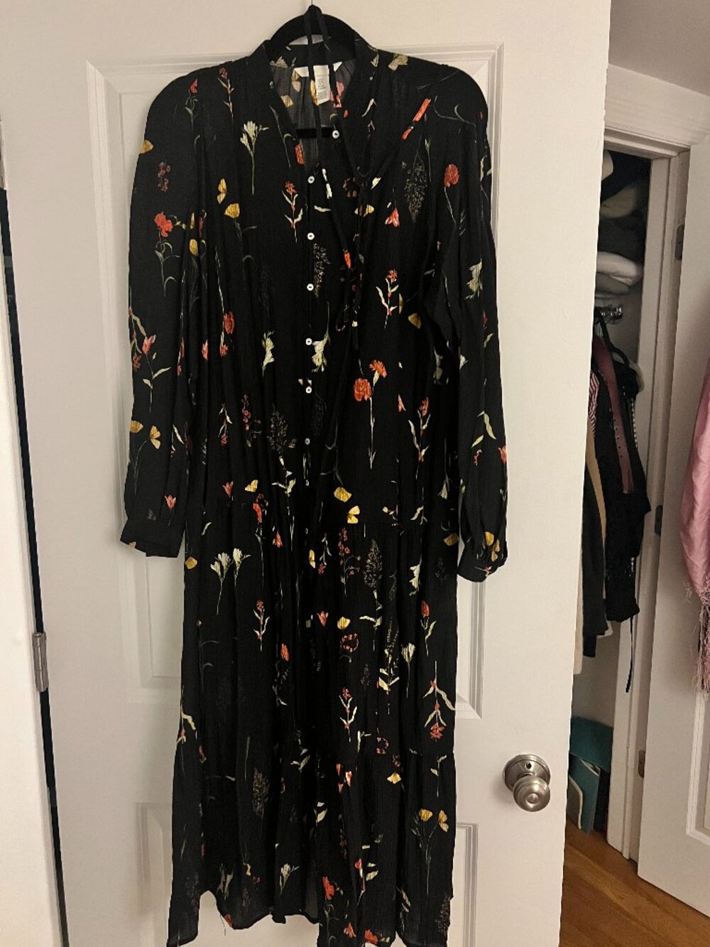 H&M Black Floral Maxi Dress – Size XS